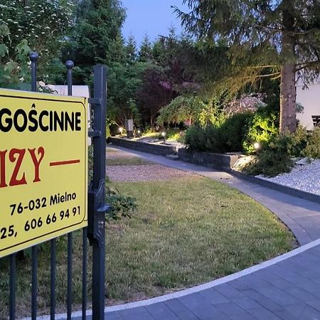 "U Izy" Pokoje Goscinne I Przyczepy Campingowe Mielno  Εξωτερικό φωτογραφία